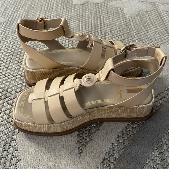 Sam Edelman - Picture 2 of 4